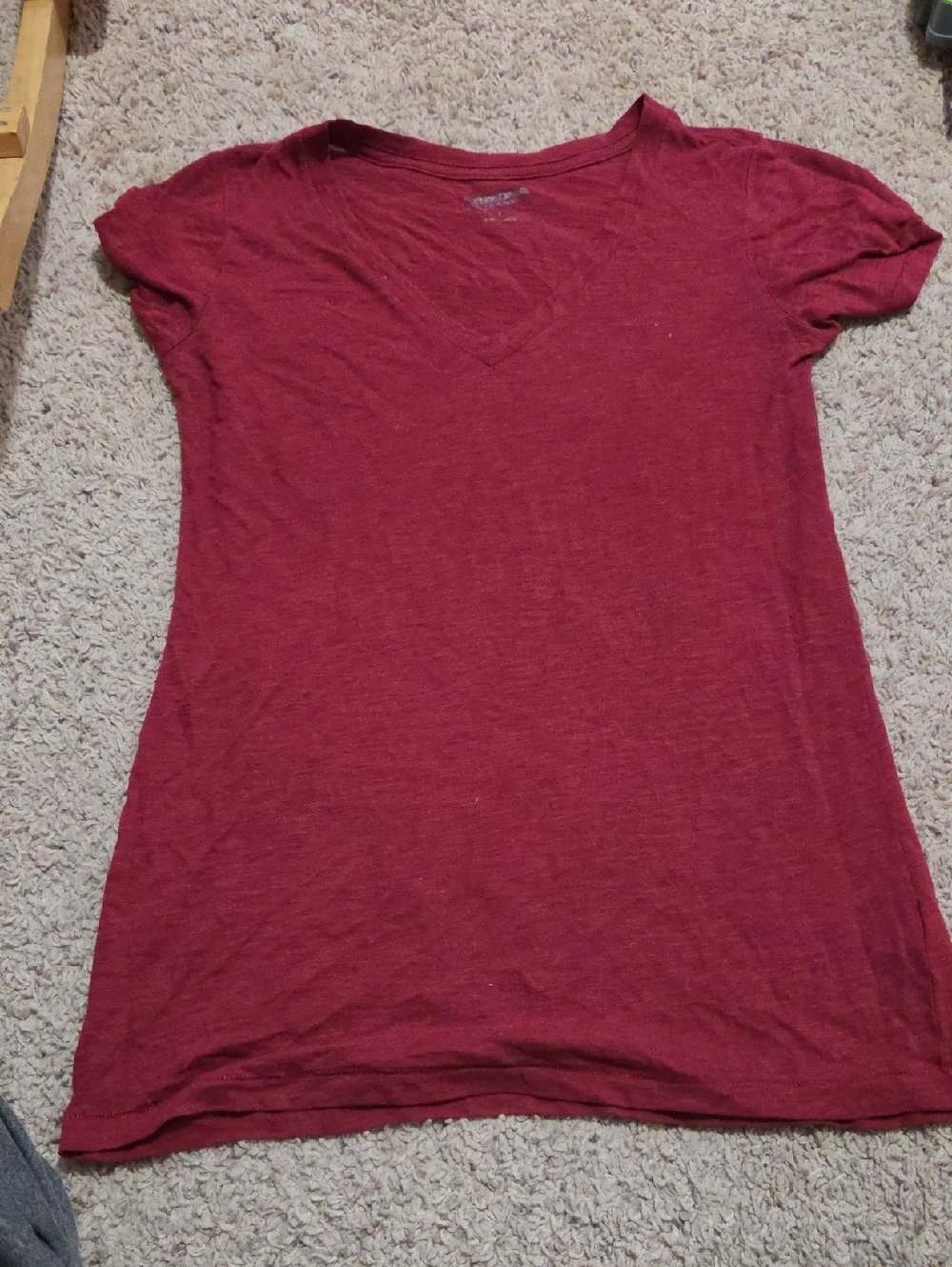 Arizona Jean Company Women's Short Sleeve V-Neck Tee — Burgundy Red